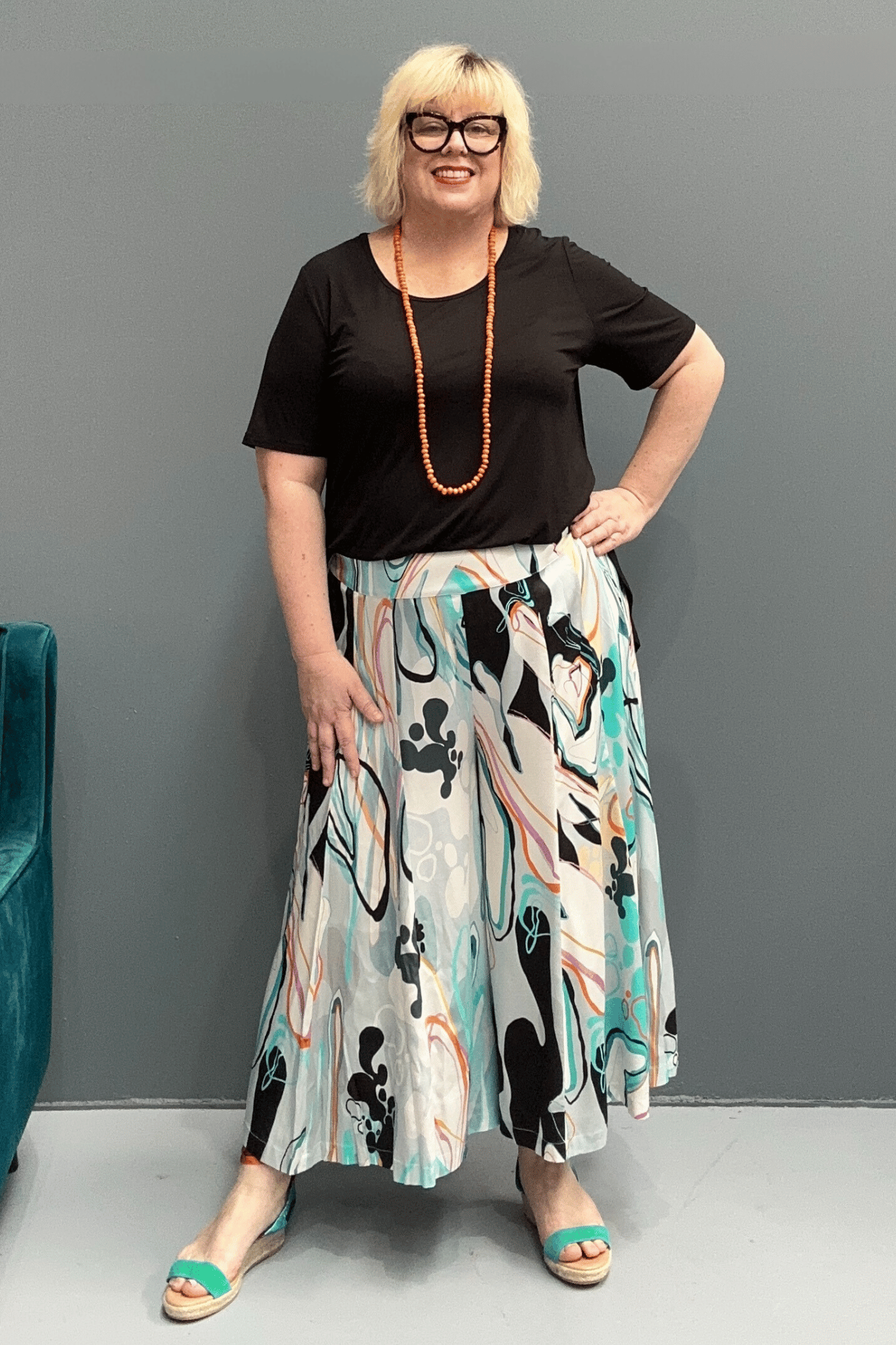 Comfy plus size culottes that elevate confidence and style for all body shapes.