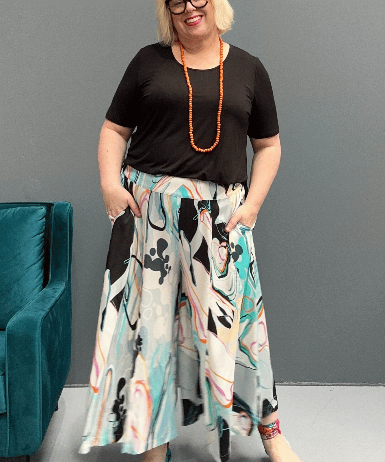 Comfy plus size culottes that elevate confidence and style for all body shapes.