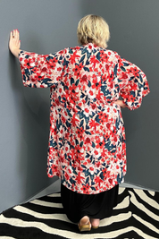 Flowy kimono duster with a bold Red Blooms print.