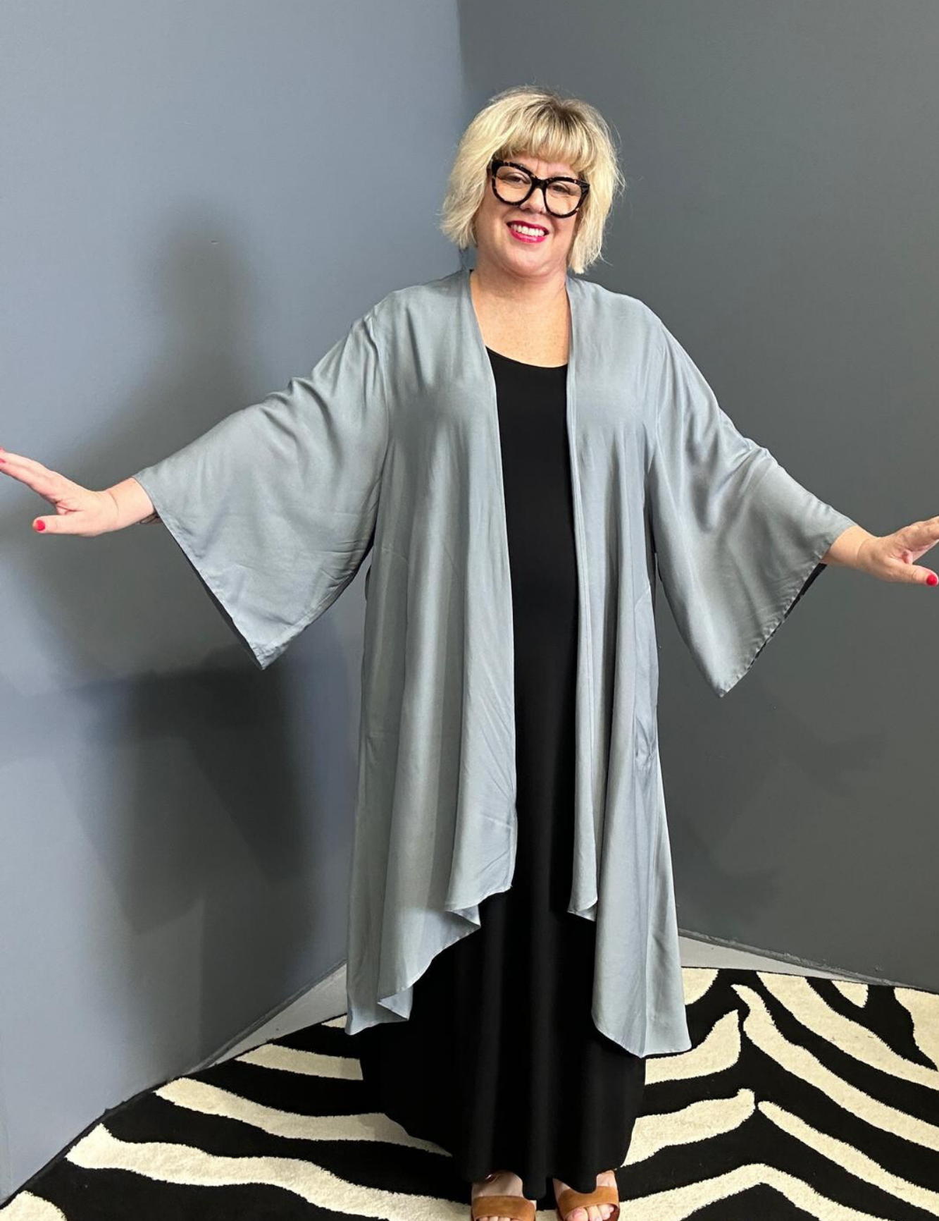 Flowy kimono duster in a calming sage hue.