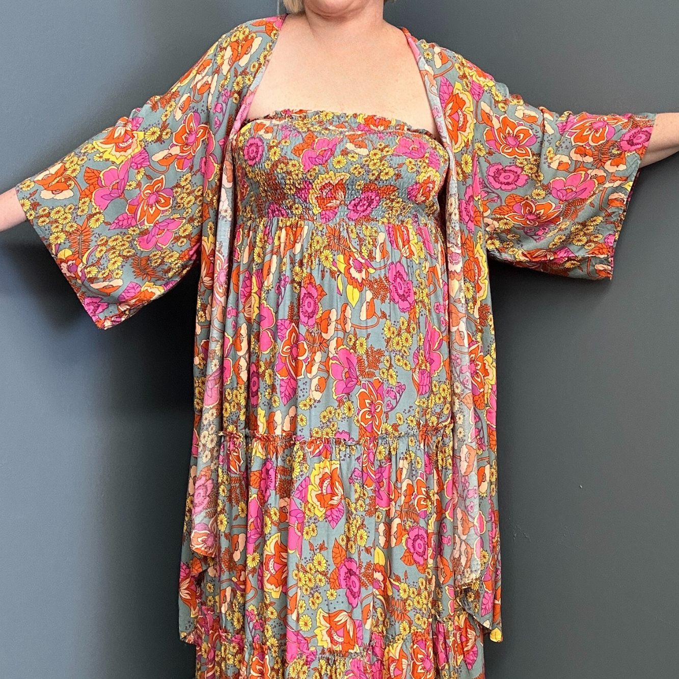 Flowy kimono duster with a soft Sage Garden print.