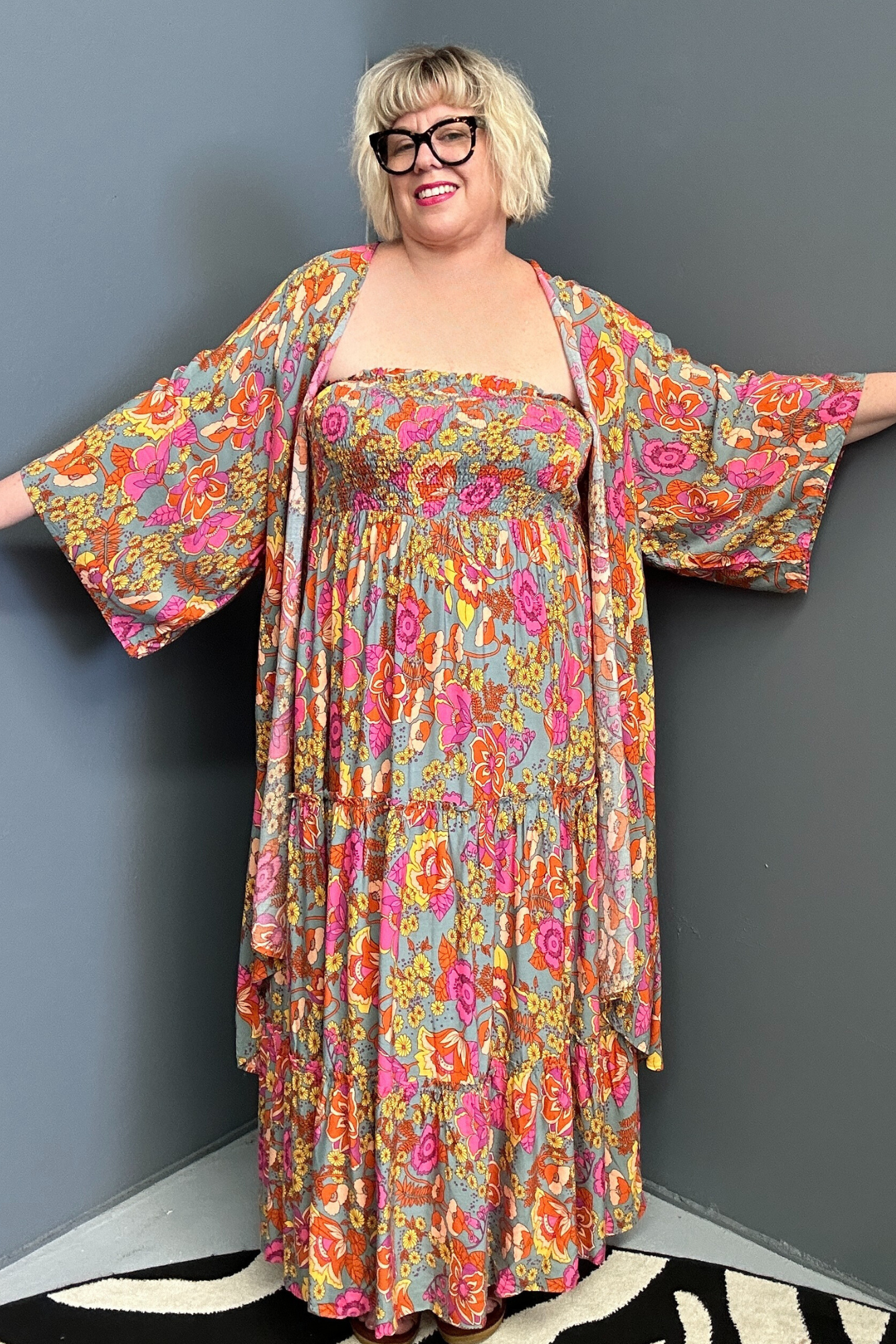 Flowy kimono duster with a soft Sage Garden print.