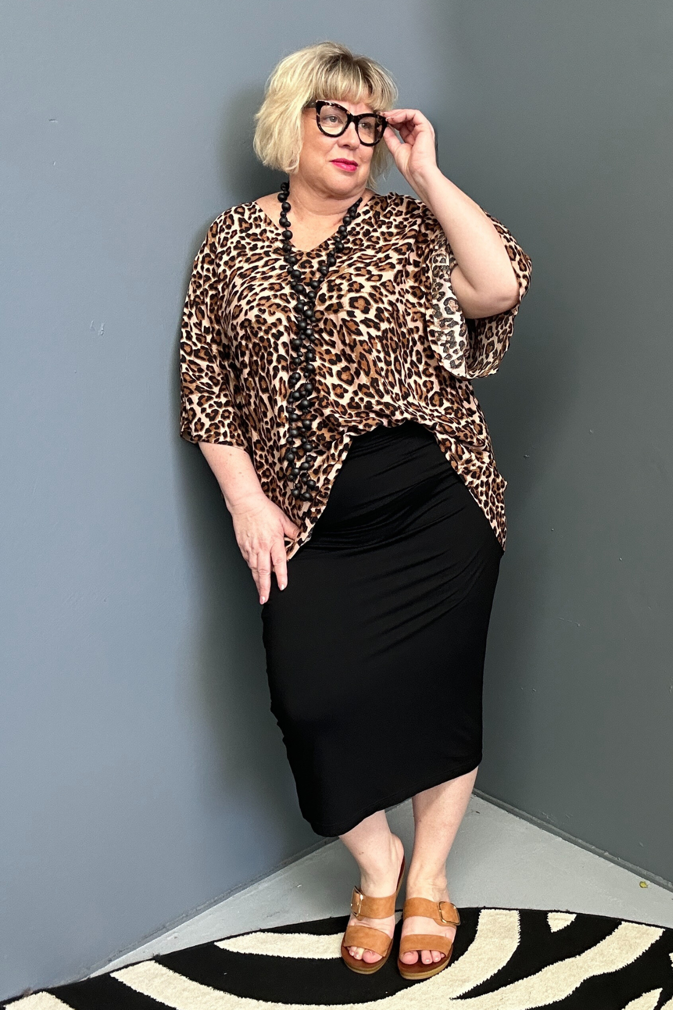 Plus-size black bamboo tube skirt with a soft, stretchy fit.