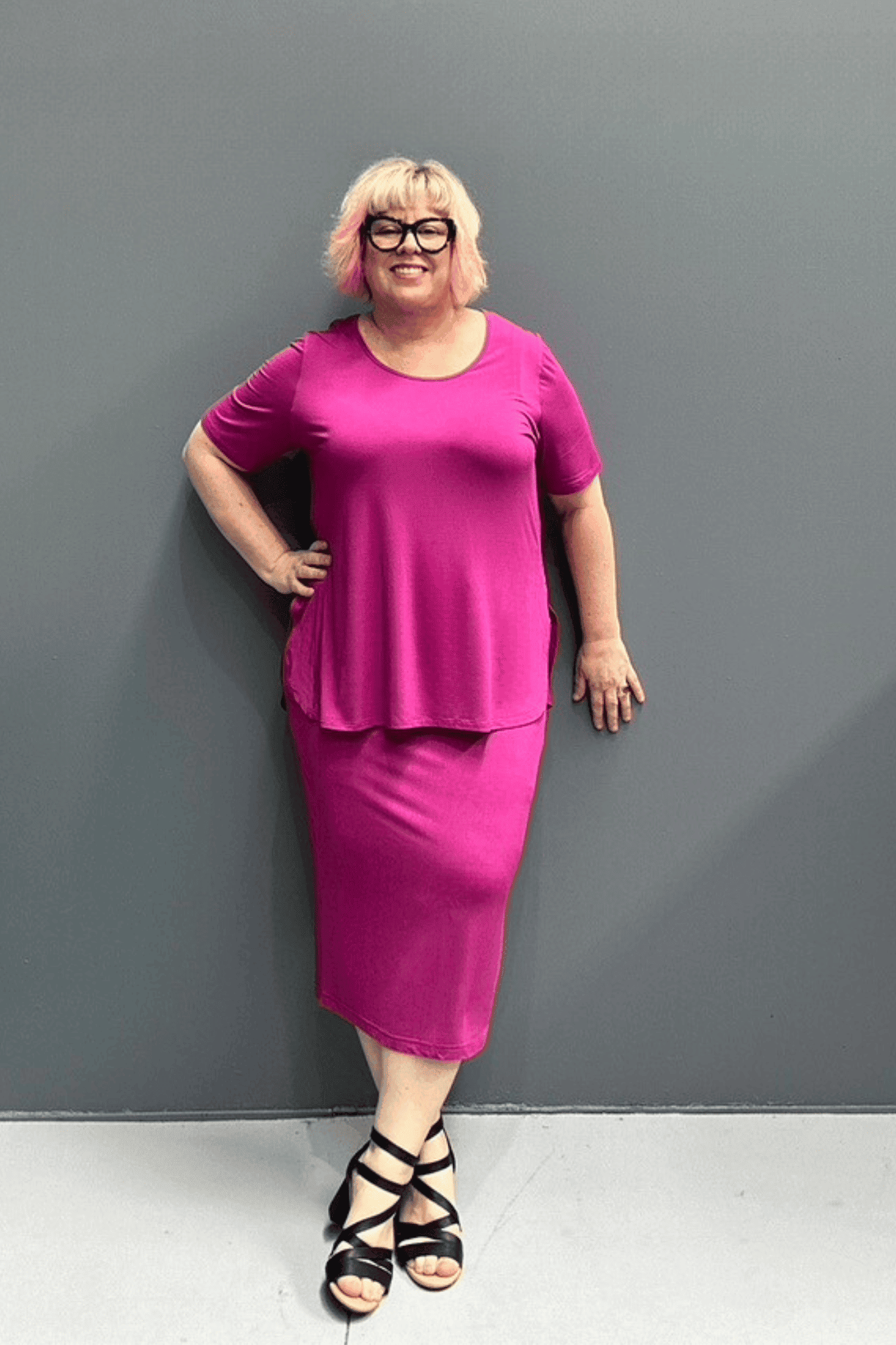 Plus-size fuchsia bamboo tube skirt with a soft, stretchy fit.