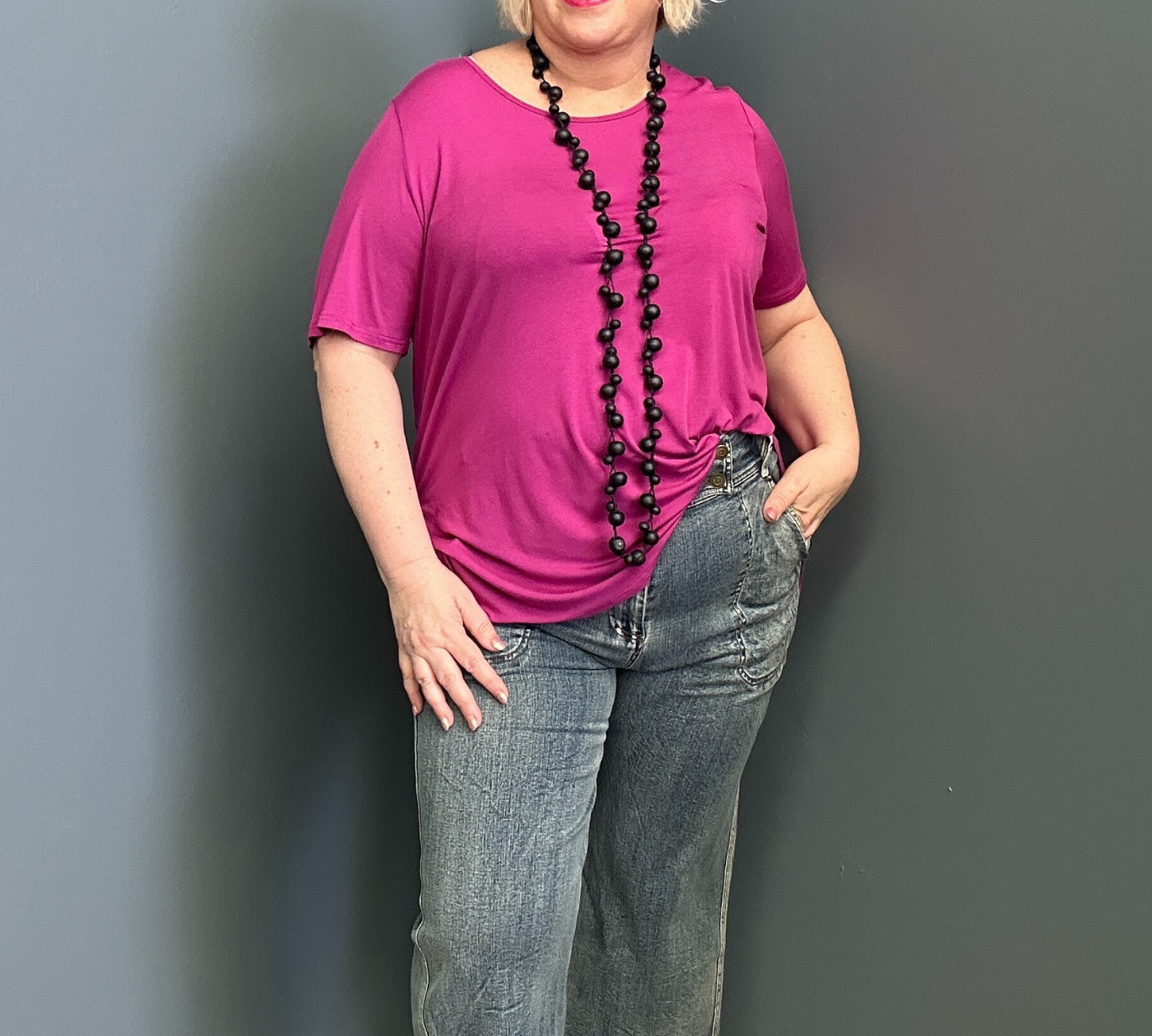 8 slim jeans with stretch fit.