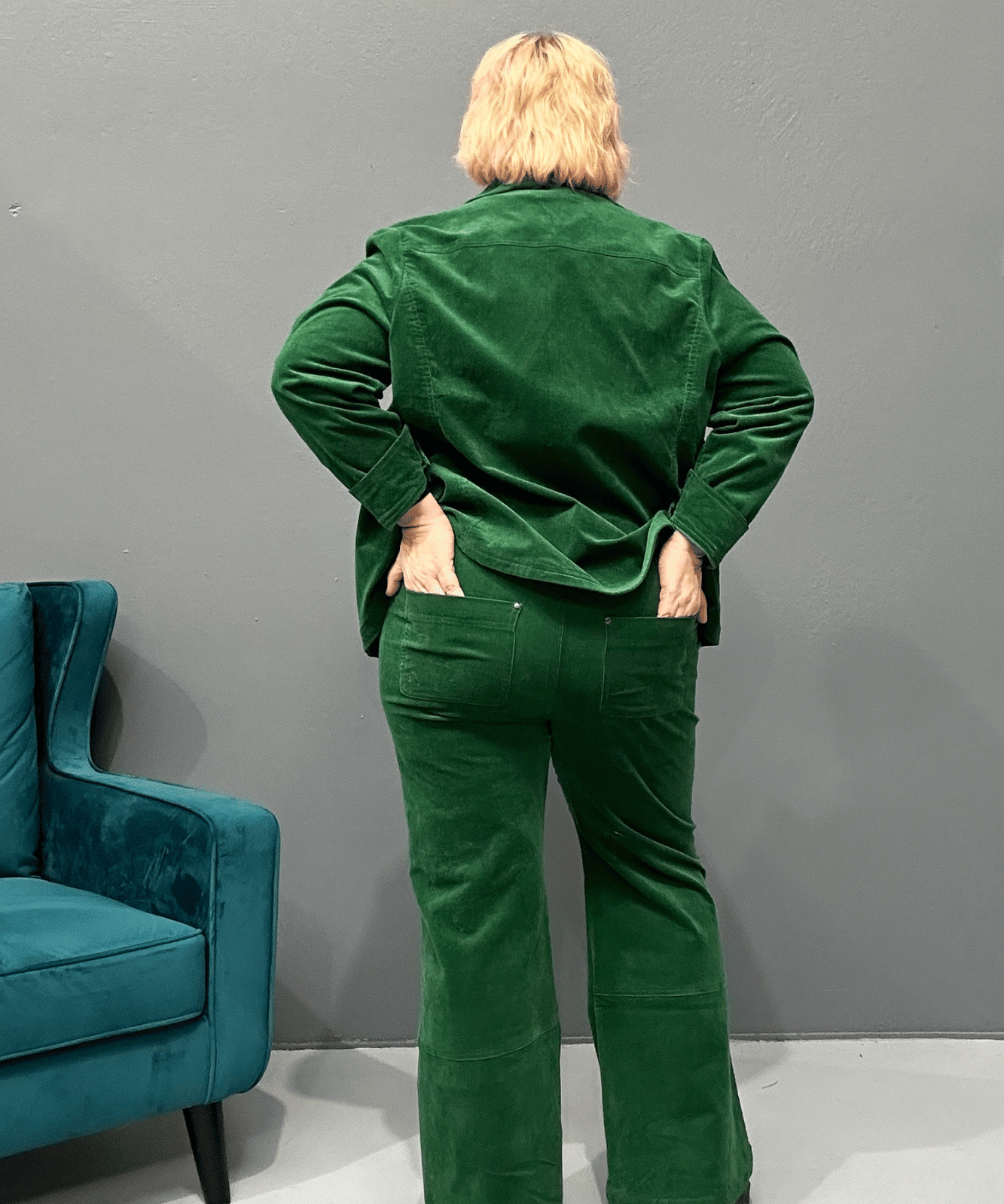 'STELLA' corduroy jeans with a medium flare and high-waisted design for plus size women - Emerald.