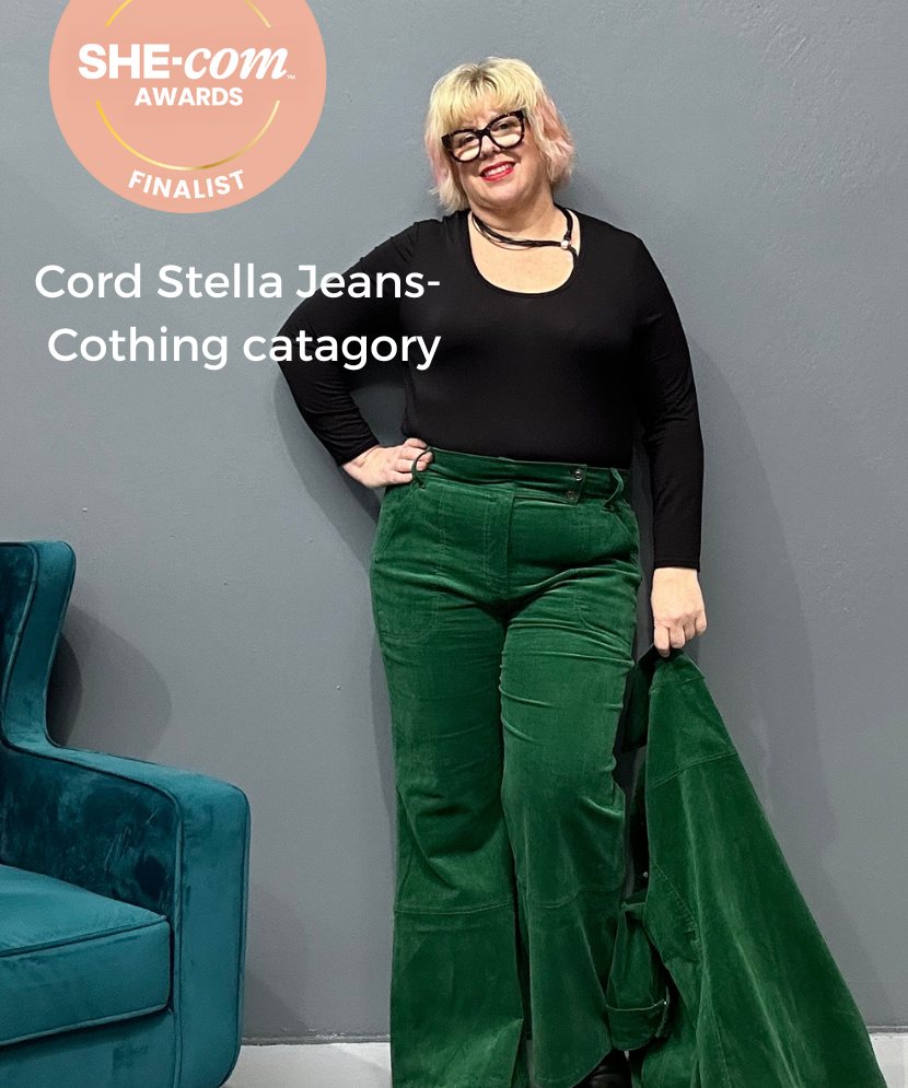 'STELLA' corduroy jeans with a medium flare and high-waisted design for plus size women - Emerald.