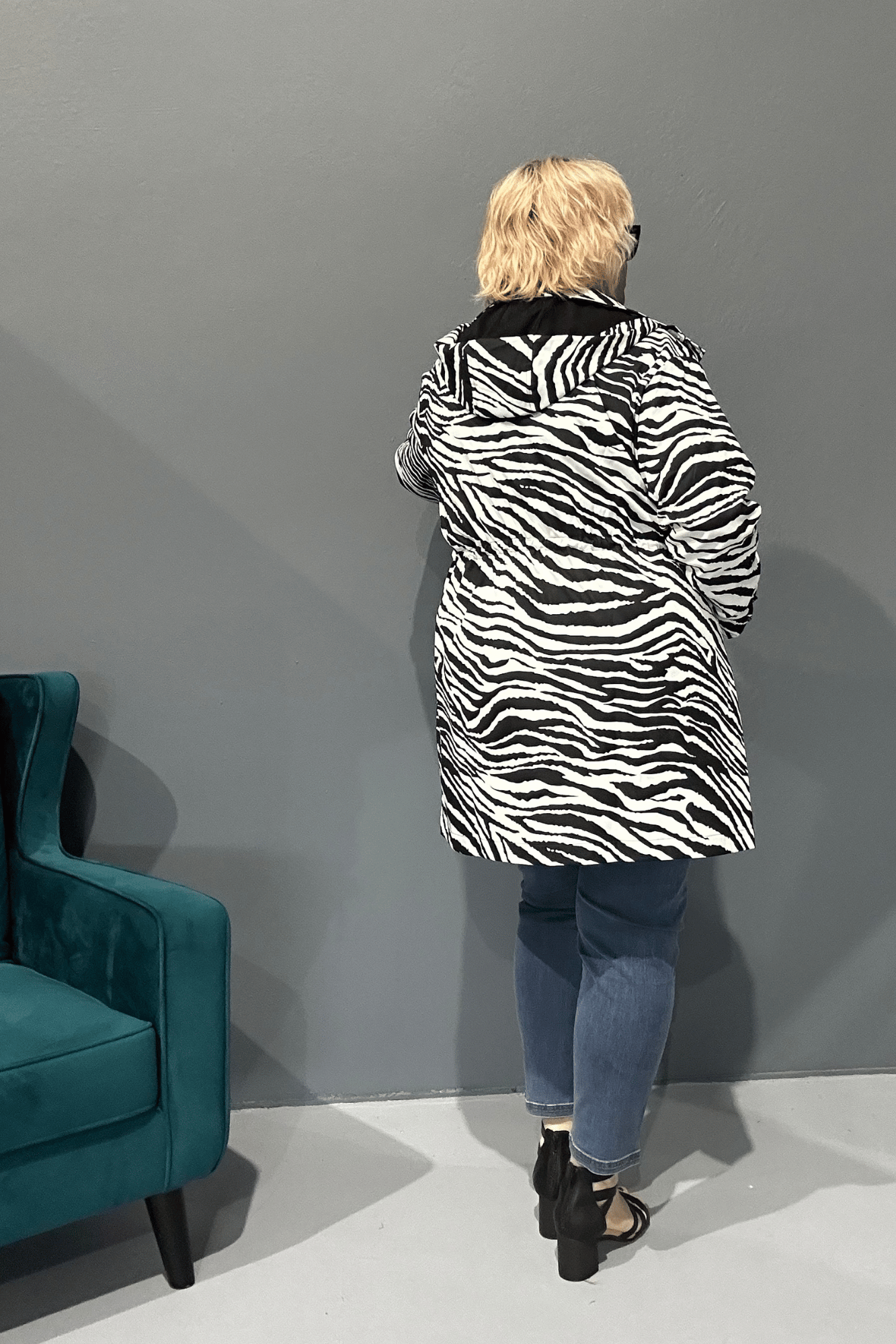 ZEBRA Trench Coat: Plus size, breathable polyester shell, soft bamboo lining, eye-catching zebra pattern.