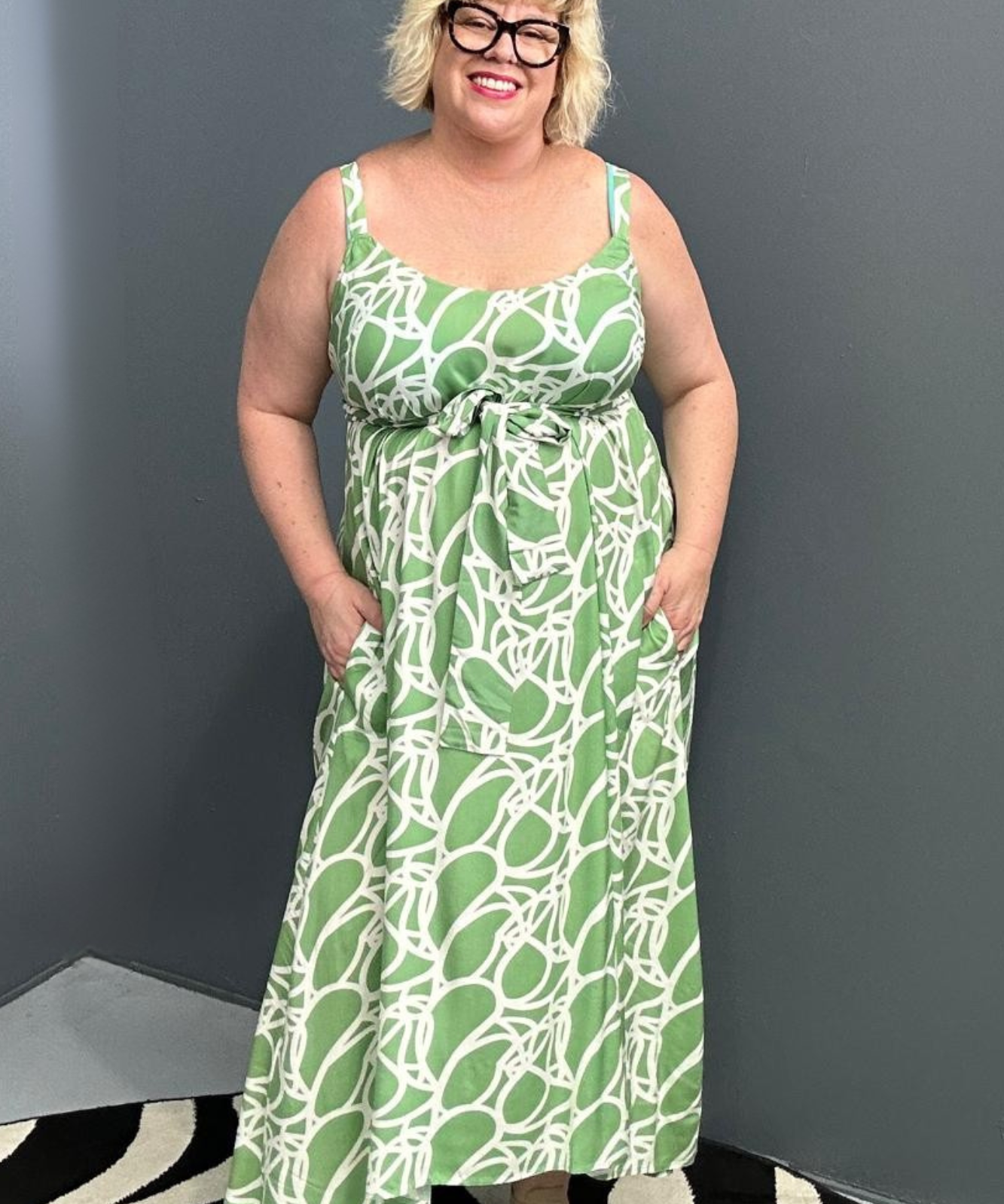 Plus-size green singlet dress with a soft, breathable fit.