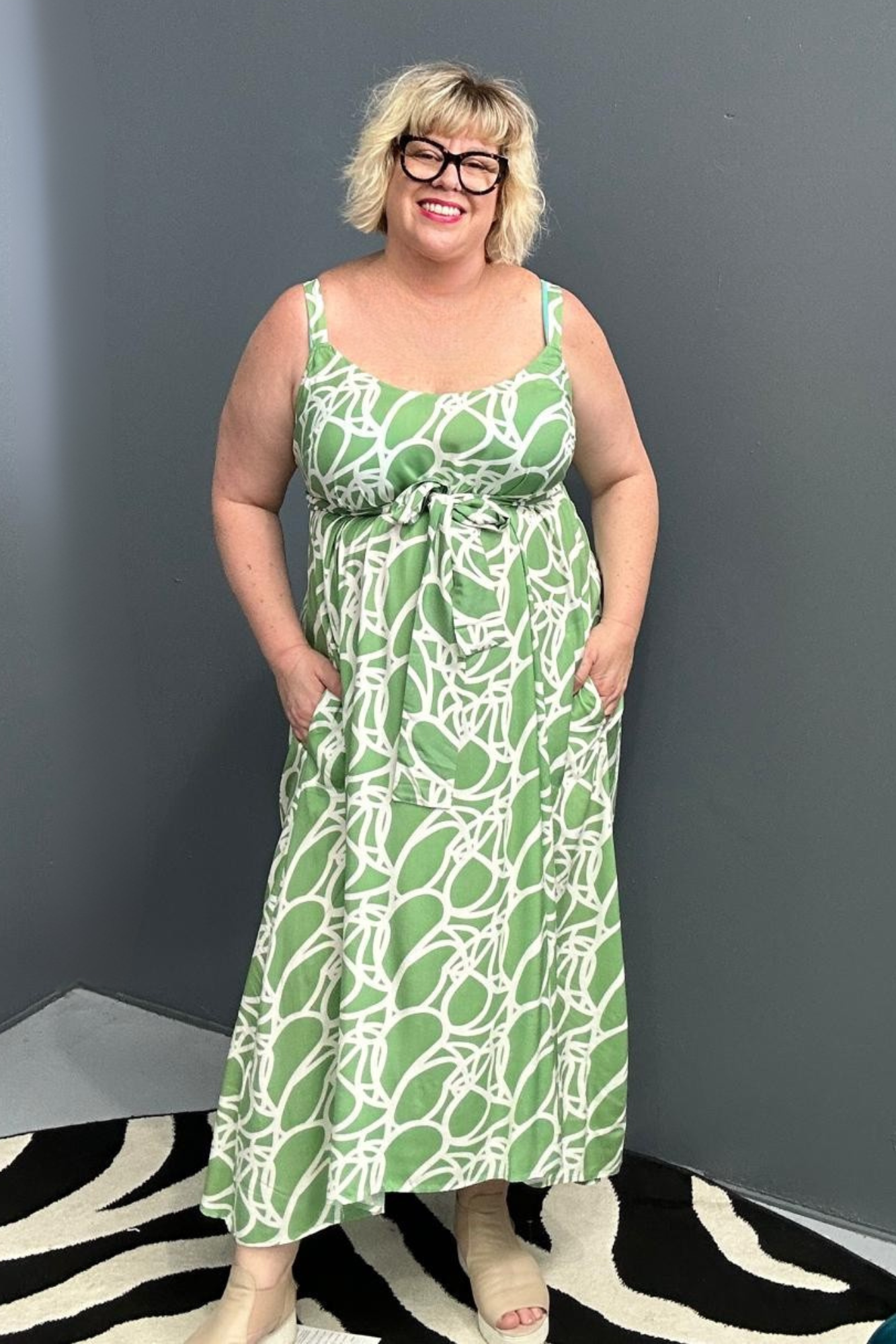Plus-size green singlet dress with a soft, breathable fit.