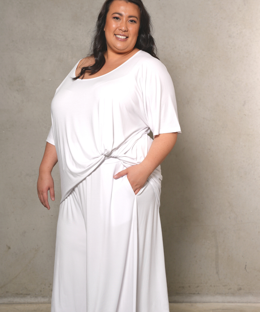 8 length, super soft and breathable, perfect for summer and winter styling.