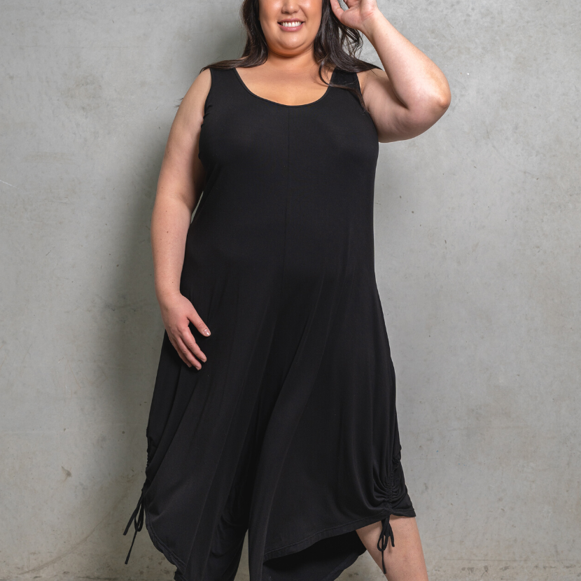 Plus size versatile jumpsuit for women, suitable for all seasons, easy to style for various occasions.